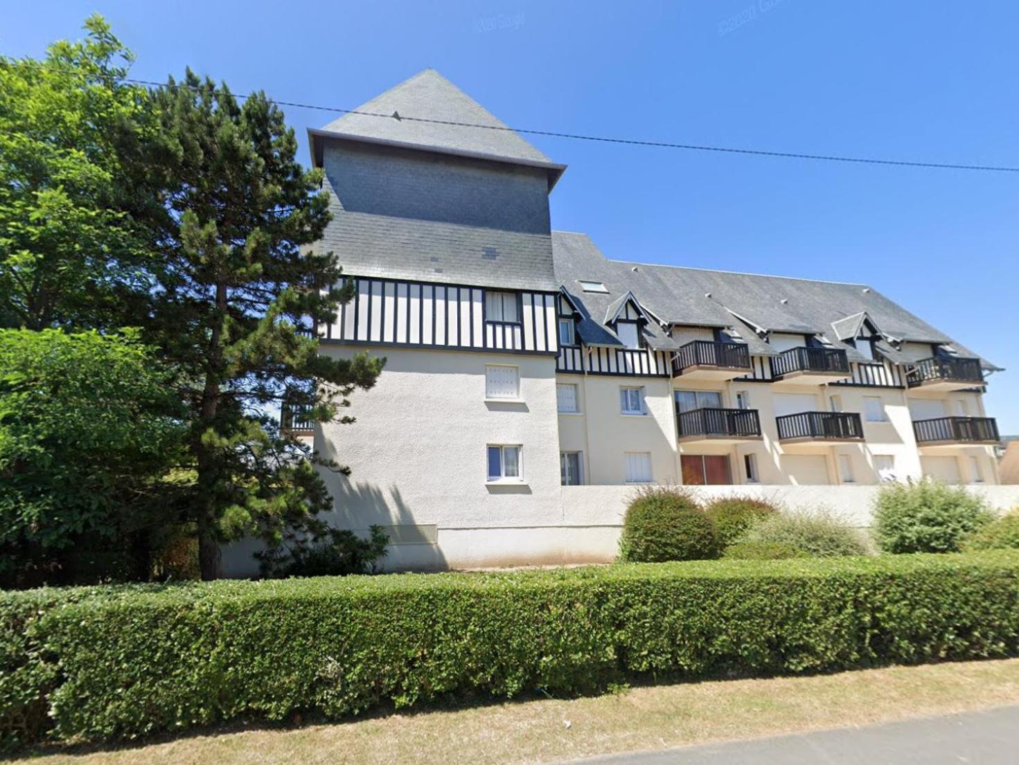 Appartement Cosy Avec Vue Imprenable Sur Cabourg - Acces Direct Plage - Proche Centre Ville エクステリア 写真